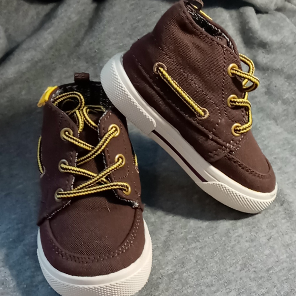 Carters toddler size 6 boot sneakers